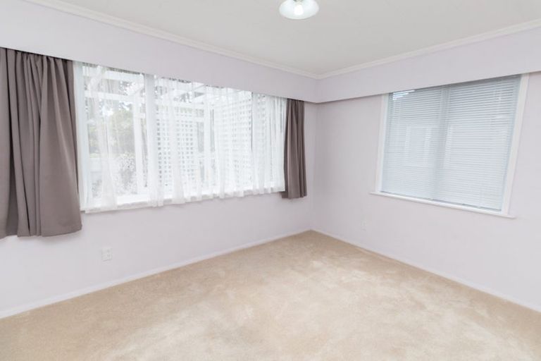 Photo of property in 124 Naenae Road, Naenae, Lower Hutt, 5011
