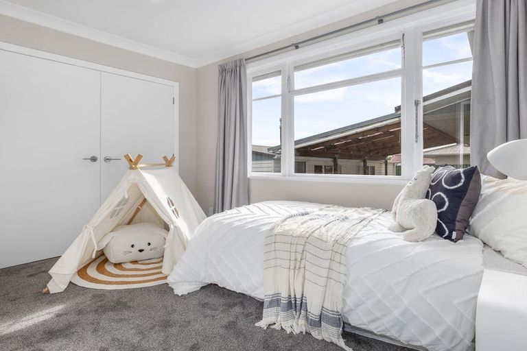 Photo of property in 11 Read Street, Levin, 5510