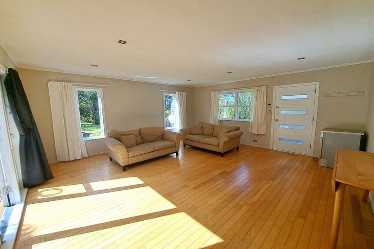 Photo of property in 26 Fordham Street, Beach Haven, Auckland, 0626