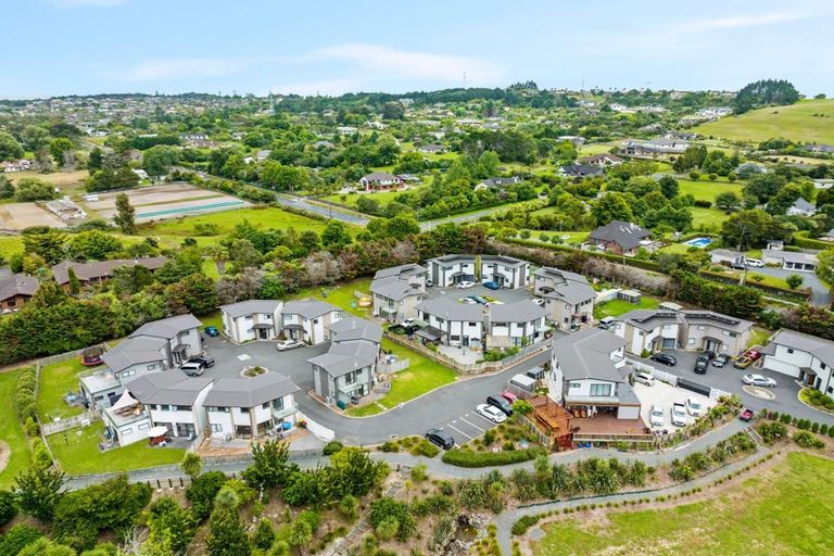 Photo of property in 6/79 Ranfurly Road, Alfriston, Auckland, 2105