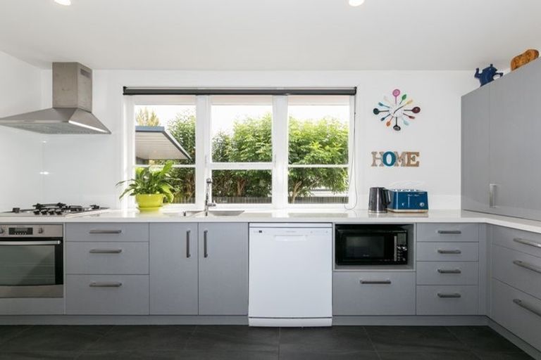 Photo of property in 20 Upham Street, Havelock North, 4130