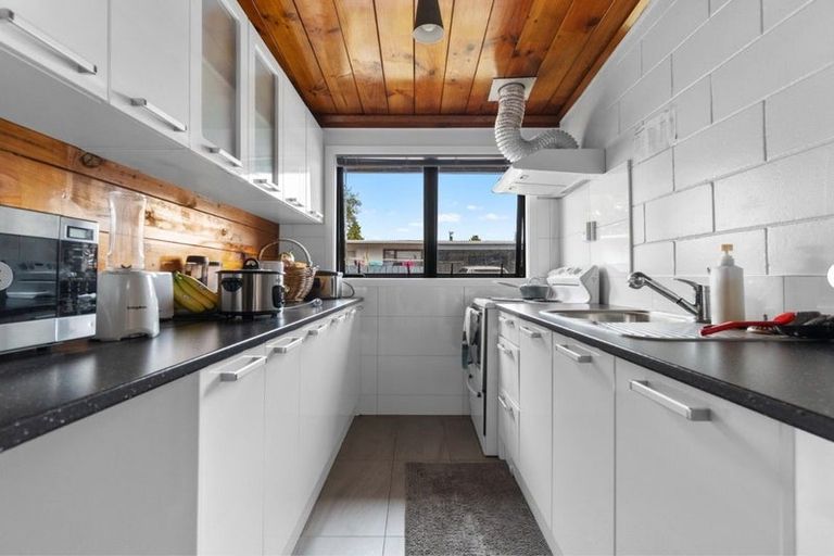 Photo of property in 16a Hinau Street, Tokoroa, 3420