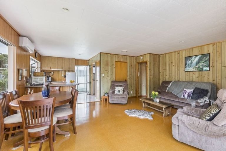 Photo of property in 40 Foster Crescent, Snells Beach, 0920