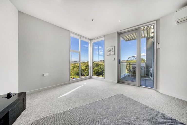 Photo of property in 605/1 Rose Garden Lane, Albany, Auckland, 0632