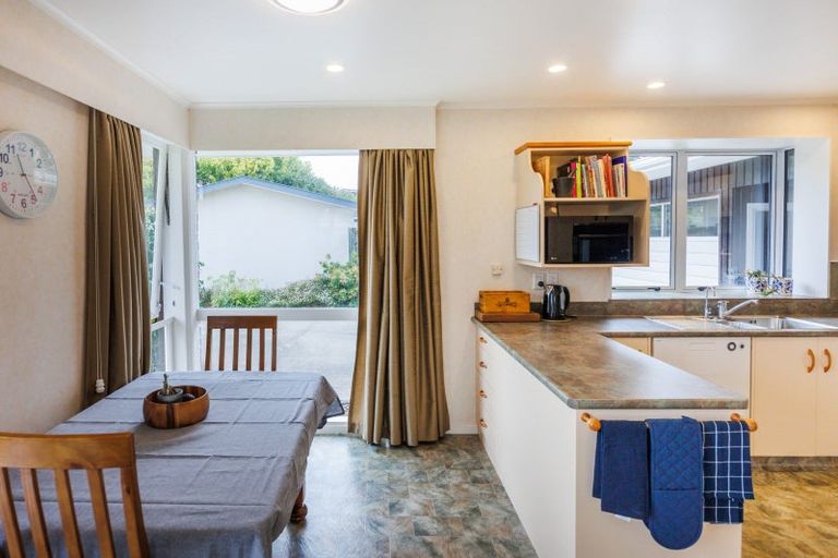 Photo of property in 4 Anaru Place, Awapuni, Palmerston North, 4412