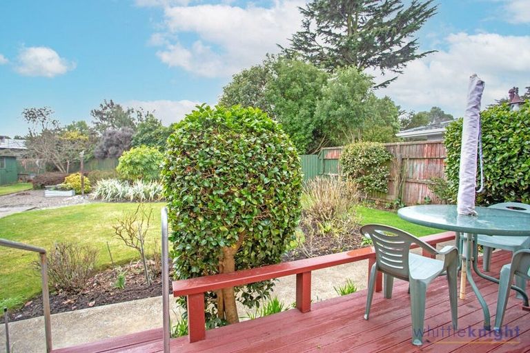 Photo of property in 6 Kyeburn Place, Avonhead, Christchurch, 8042