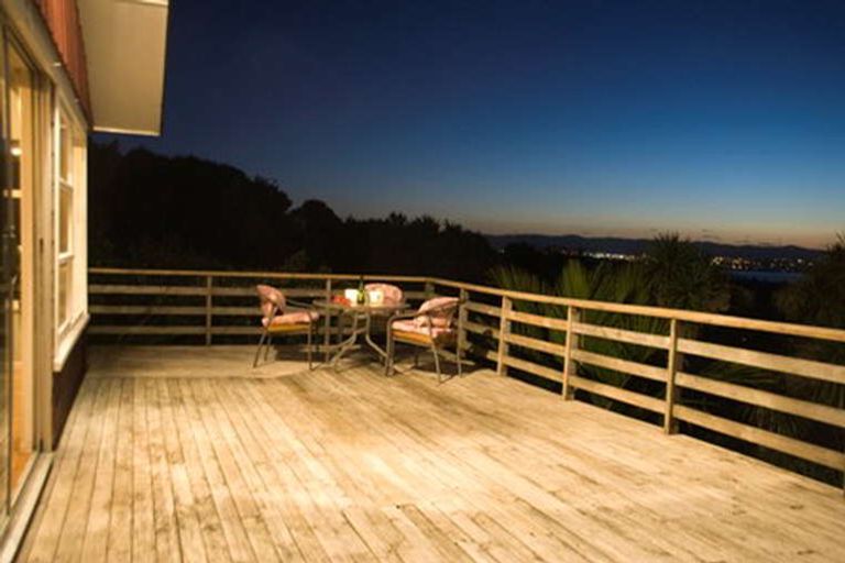 Photo of property in 1a Balmain Road, Birkenhead, Auckland, 0626