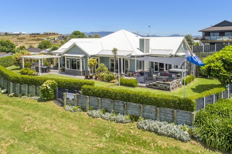 Photo of property in 15 Lynley Park Drive, Omokoroa, 3114