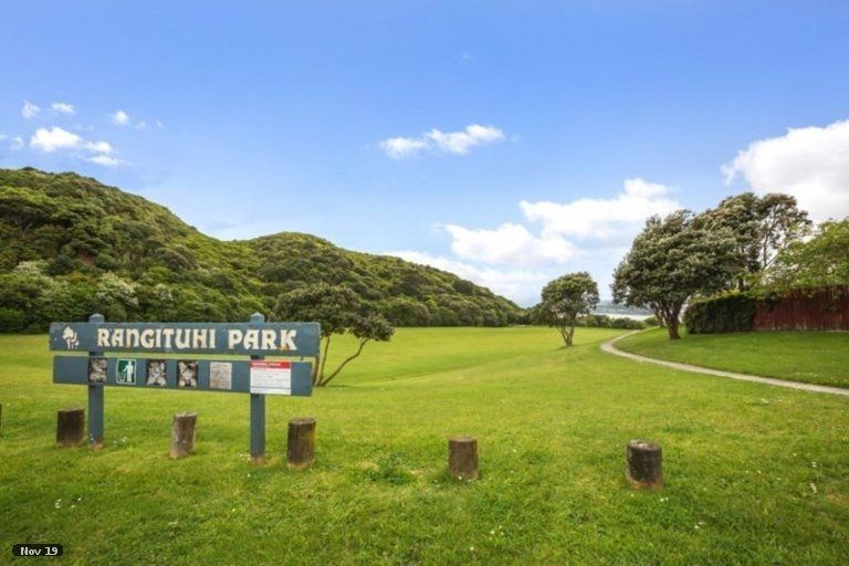 Photo of property in 19 Mahinawa Street, Takapuwahia, Porirua, 5022