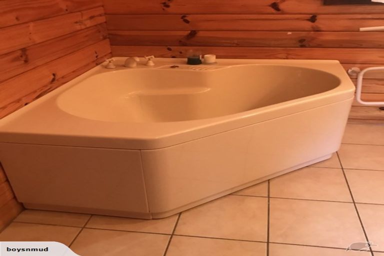 Photo of property in 9 Donald Ross Place, Te Anau, 9600