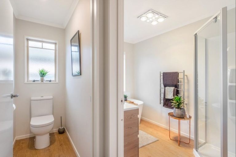 Photo of property in 18 Mews Place, Forest Lake, Hamilton, 3200