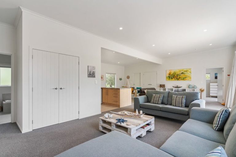 Photo of property in 99 Vista Paku, Pauanui, Hikuai, 3579