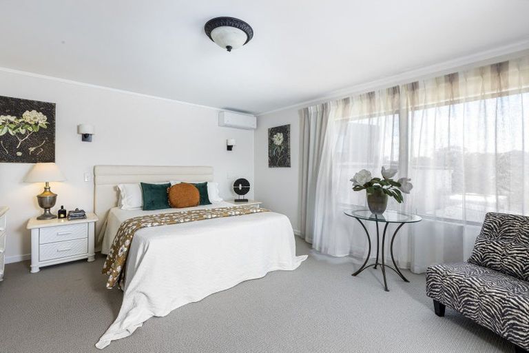 Photo of property in 9 Marie Avenue, Red Beach, 0932