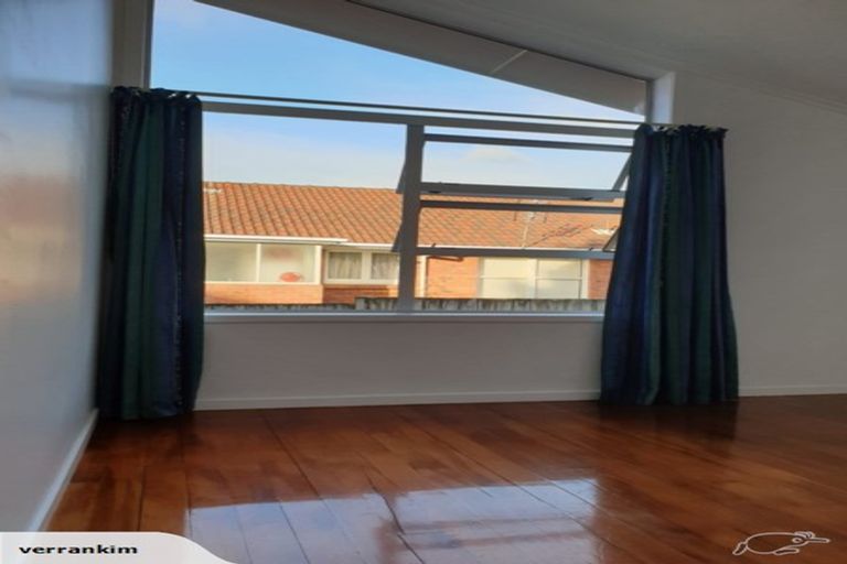 Photo of property in 2/14a Puriri Street, Takapuna, Auckland, 0622