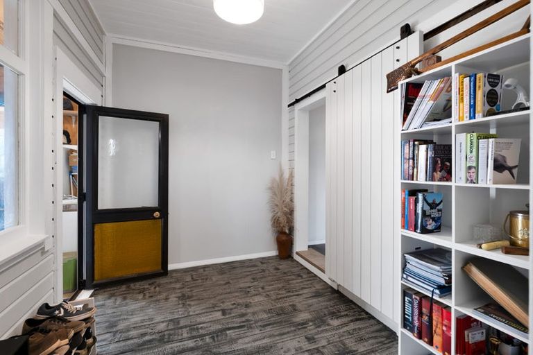 Photo of property in 34 Kawei Road, Ohawe, Hawera, 4671