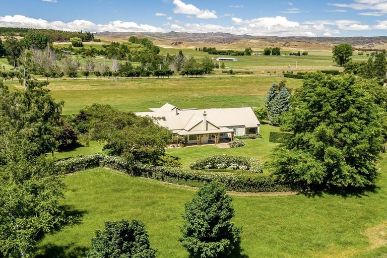 Photo of property in 17 Sheenan Road, Galloway, Alexandra, 9393