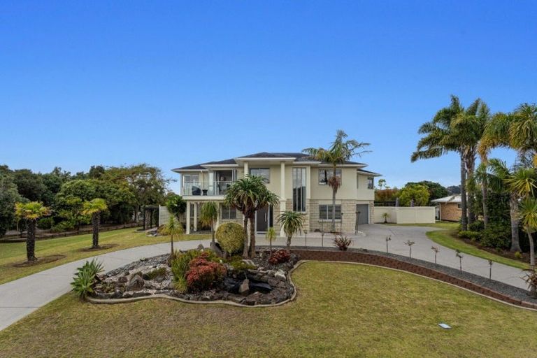 Photo of property in 26 Ohiwa Parade, Ohope, 3121