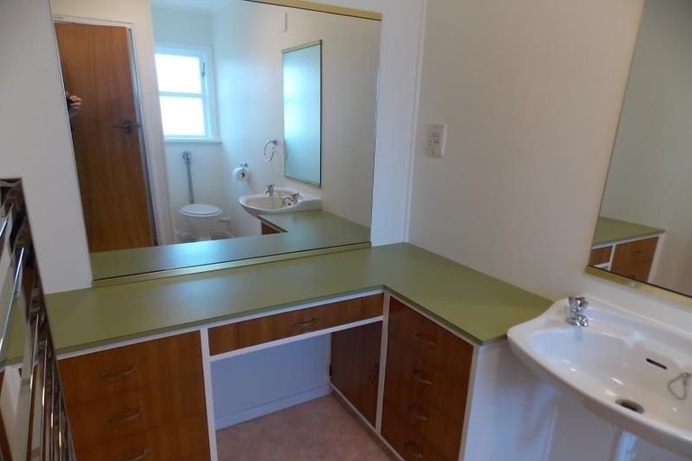 Photo of property in 78 Tauhinu Road, Miramar, Wellington, 6022