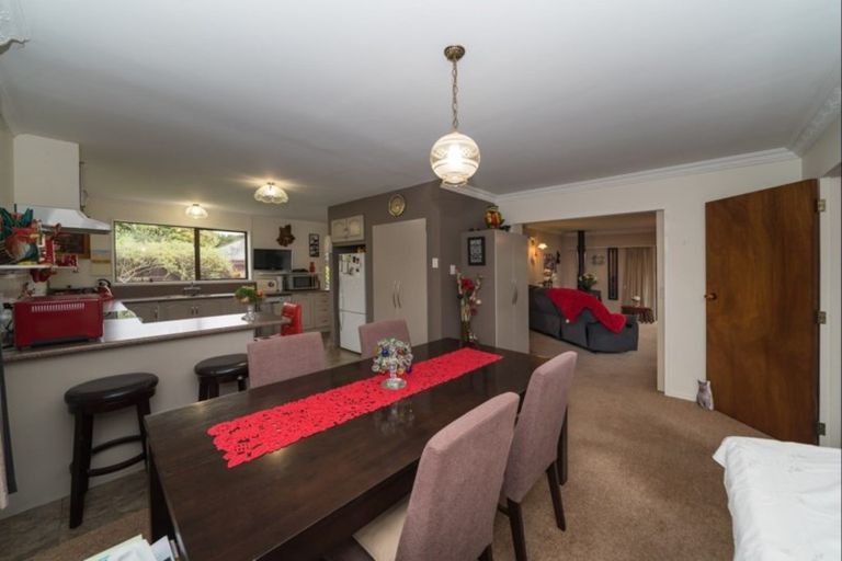 Photo of property in 10 Akaroa Avenue, Awapuni, Palmerston North, 4412