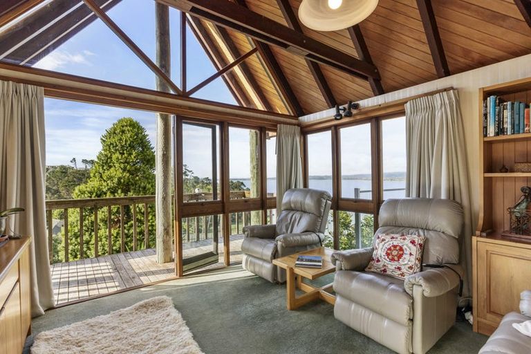 Photo of property in 36 Mayall Avenue, Beach Haven, Auckland, 0626