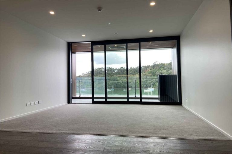 Photo of property in 605/6 Boundary Road, Hobsonville, Auckland, 0616
