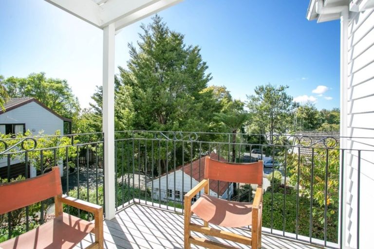 Photo of property in 9 Oakley Avenue, Claudelands, Hamilton, 3214