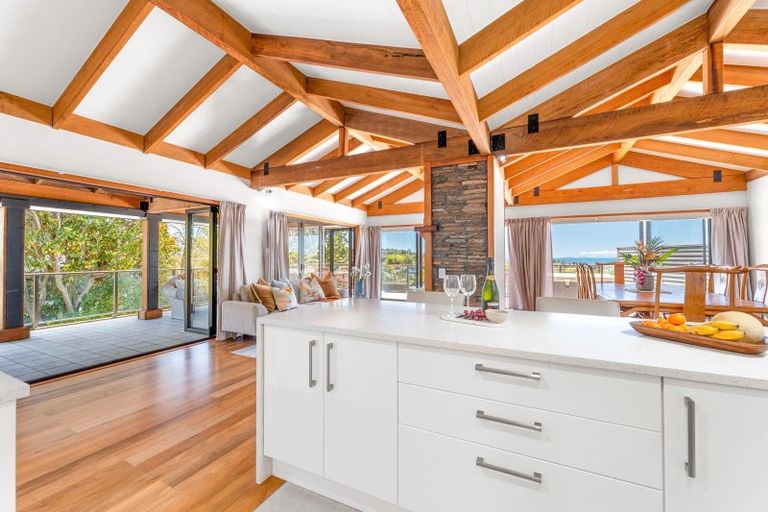 Photo of property in 36 Montclair Rise, Browns Bay, Auckland, 0630