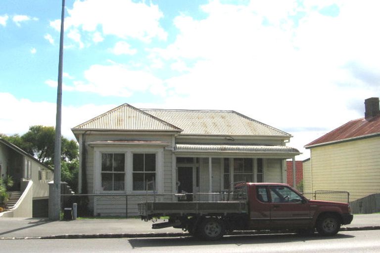 Photo of property in 147 Victoria Road, Devonport, Auckland, 0624