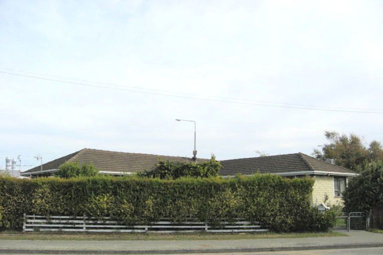 Photo of property in 1 O'briens Road, Sockburn, Christchurch, 8042