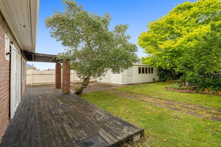Photo of property in 31 Jackson Street, College Estate, Whanganui, 4500