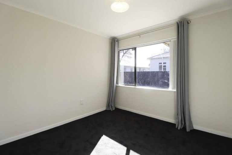 Photo of property in 9 Rolleston Street, Hokowhitu, Palmerston North, 4410