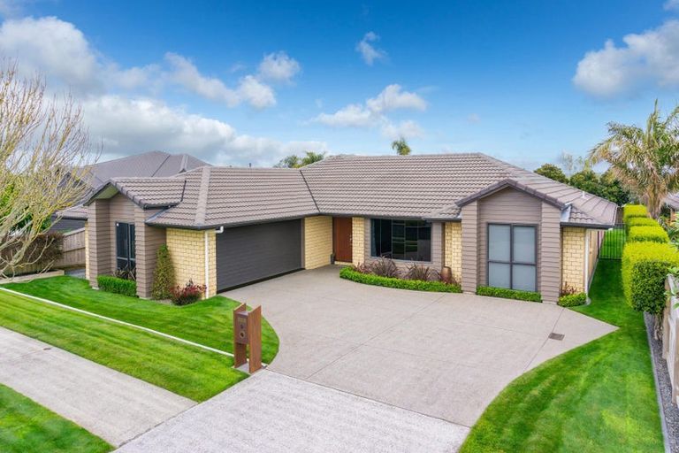 Photo of property in 8 Compton Grove, Huntington, Hamilton, 3210