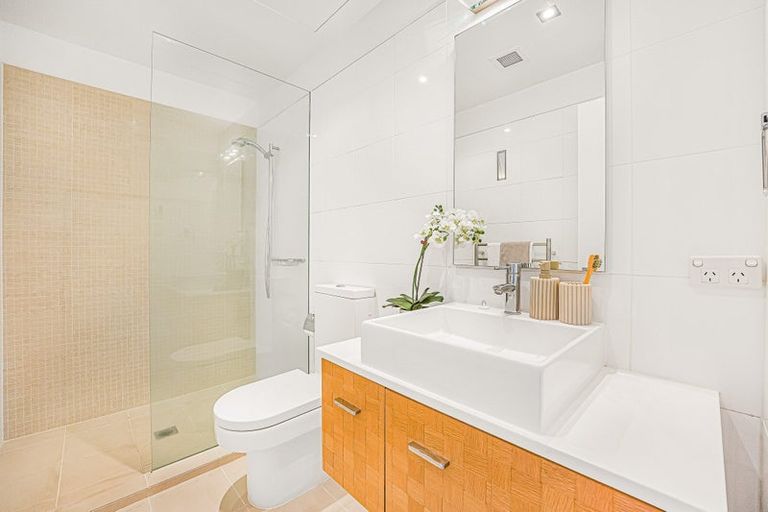 Photo of property in 6 Little Compton Mews, Snells Beach, 0920