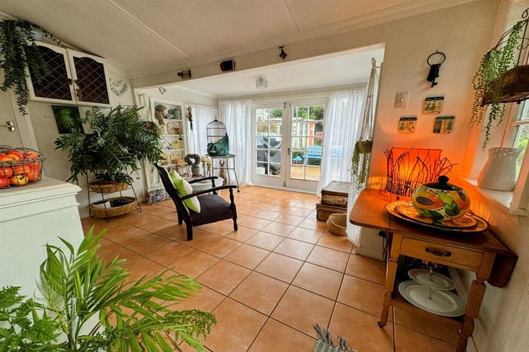 Photo of property in 34 Queen Street, Dannevirke, 4930