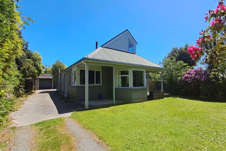 Photo of property in 10 Golf Links Road, Carters Beach, Westport, 7825