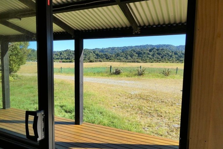 Photo of property in 196 Maori Creek Road, Marsden, Greymouth, 7872