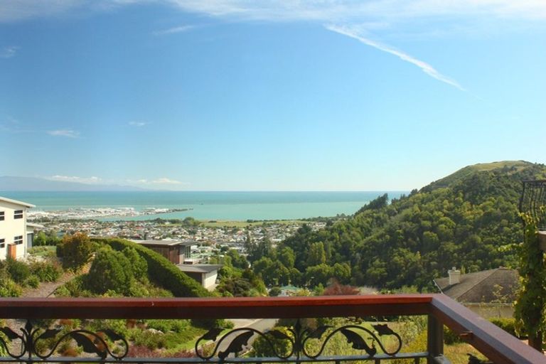 Photo of property in 5 City Heights, Maitai, Nelson, 7010