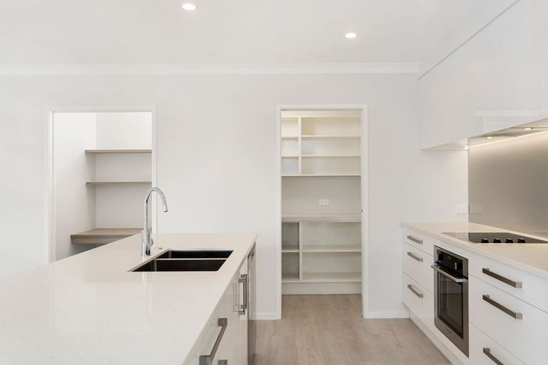 Photo of property in 41 Awataha Crescent, Pyes Pa, Tauranga, 3110