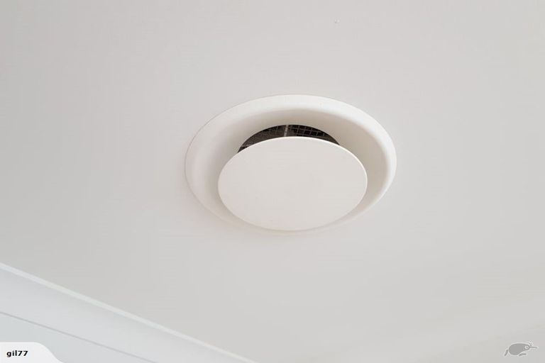 Photo of property in 18 Douglas Street, West End, Palmerston North, 4412