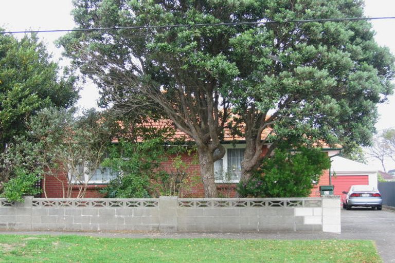 Photo of property in 43 Garden Road, Avalon, Lower Hutt, 5011