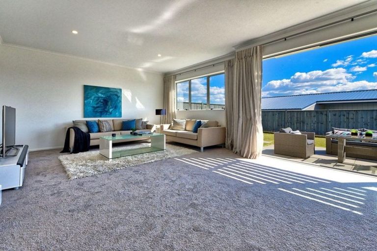 Photo of property in 29 Whenuapai Drive, Whenuapai, Auckland, 0618