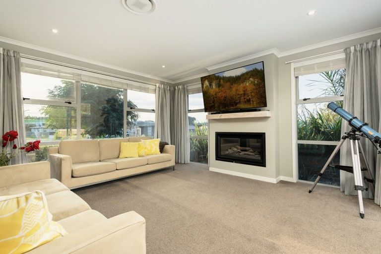 Photo of property in 187 Lakes Boulevard, Pyes Pa, Tauranga, 3112