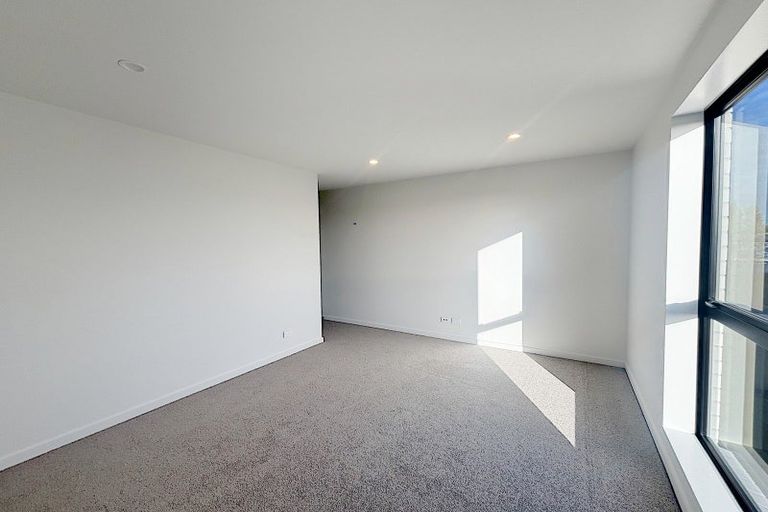Photo of property in 2/58 Elizabeth Street, Riccarton, Christchurch, 8041