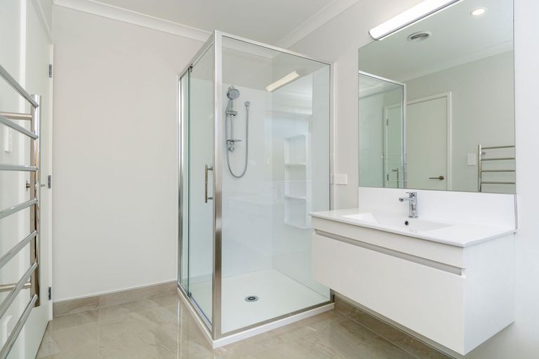 Photo of property in 41 Awataha Crescent, Pyes Pa, Tauranga, 3110