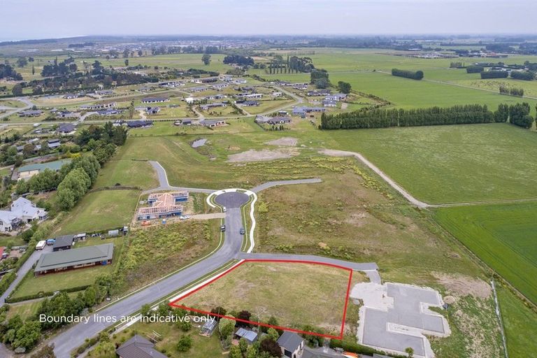 Photo of property in 76 Queens Avenue, Waikuku Beach, 7402