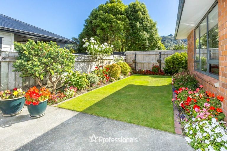 Photo of property in 23a Hudson Avenue, Ebdentown, Upper Hutt, 5018