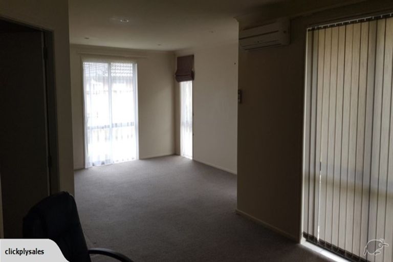 Photo of property in 5 Willscarlet Lane, Hamilton East, Hamilton, 3216