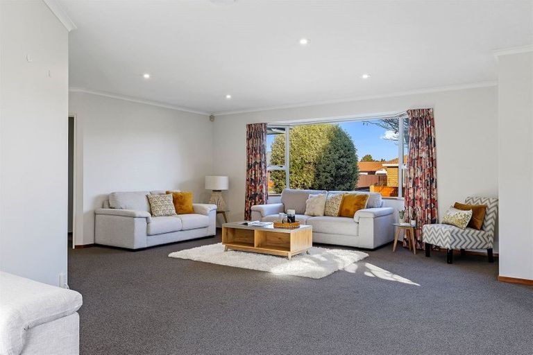 Photo of property in 10 Beauford Place, Parklands, Christchurch, 8083