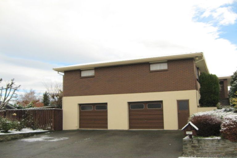 Photo of property in 6 O'neill Crescent, Bridge Hill, Alexandra, 9320