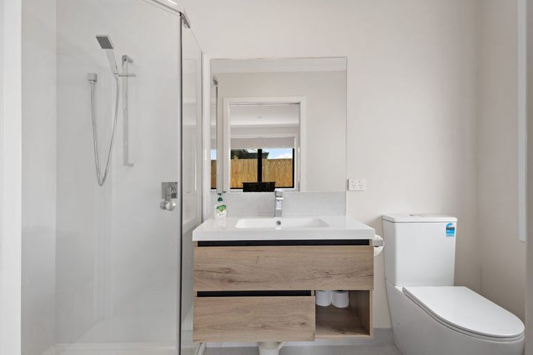 Photo of property in 2/2 Grange Avenue, Nawton, Hamilton, 3200